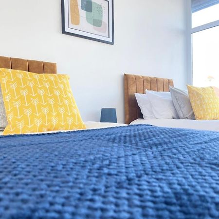 1 Bedroom Apartment - Flitwick - Contractor Friendly - Tourist Ready - Full Kitchen - Wifi - Smart Tv - Sofa Bed - Free Parking - Ideal For Short Or Long Stays Ngoại thất bức ảnh