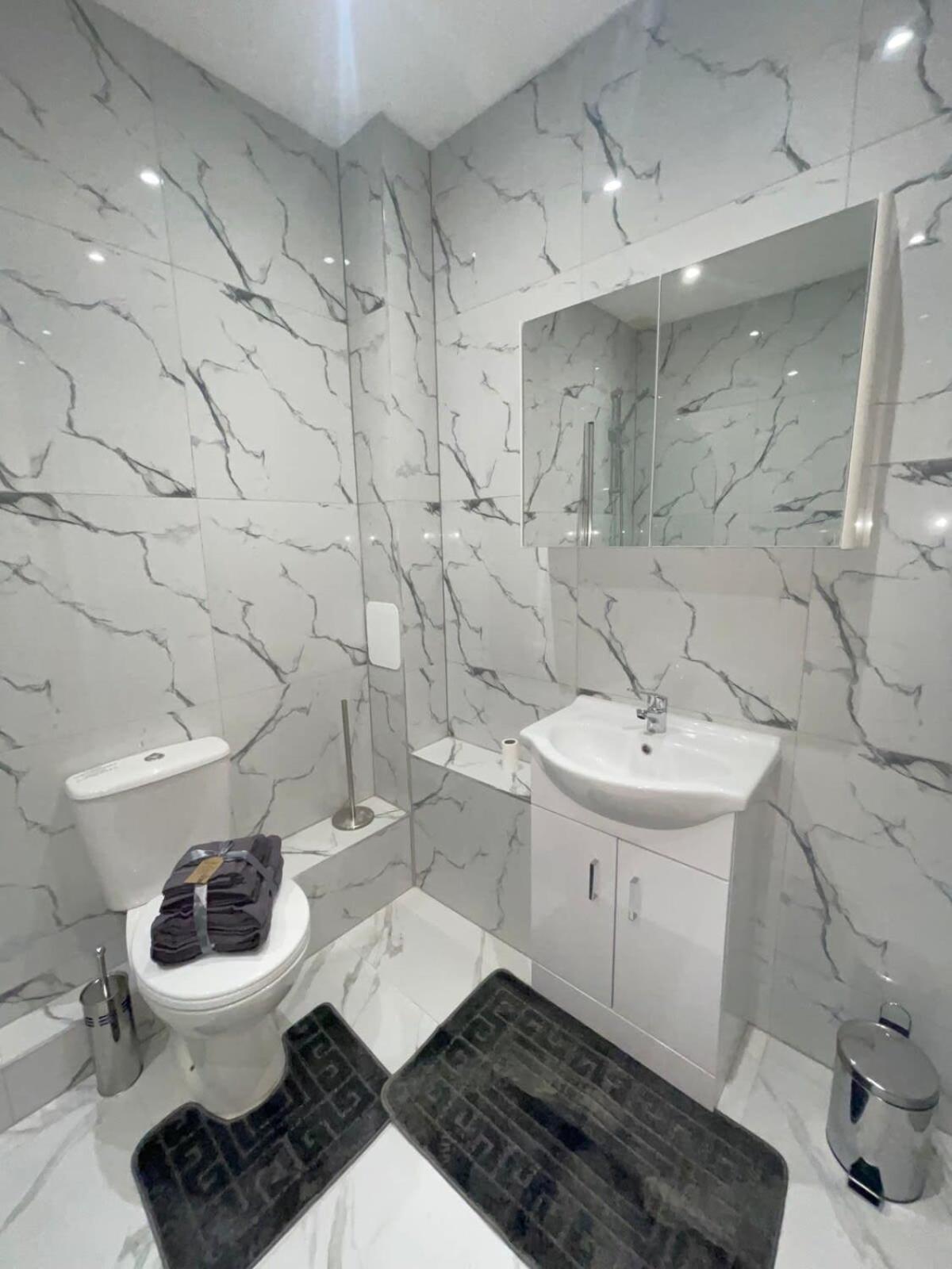 1 Bedroom Apartment - Flitwick - Contractor Friendly - Tourist Ready - Full Kitchen - Wifi - Smart Tv - Sofa Bed - Free Parking - Ideal For Short Or Long Stays Ngoại thất bức ảnh